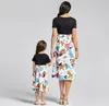 zomer familie matching outfits moeder dochter cartoon splitsen prinses jurk moeder kinderen meisjes dinosaurus print ronde hals korte mouw jurken s1105