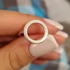 Minimalistyczna biżuteria Srebrny kolor Geometryczne pierścienie dla kobiet Regulowany Round Triangle Heartbeat Ring Bague Femme