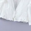 Camicia corta bianca da donna con ricamo cavo profondo scollo a V estivo Camicetta con maniche a sbuffo femminile Moda Lady Crop Top Blusas S8778 210430