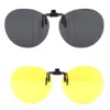 moda flip up occhiali da sole