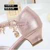 Sandalet Yaz Kızlar Prenses Çocuk Sequins Baotou Moda Metal Kolye Kristal Deri Ayakkabı 26-38