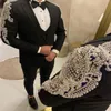 Abiti da uomo Blazer Smoking di lusso da sposo da sposa Perle Perline Pantaloni da ballo per feste da uomo Cappotto Abbigliamento da lavoro Pezzi di abbigliamento