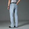 Big Flared Jeans für Männer Boot Cut Denim Hosen Hohe Taille Bein Lose Elastizität Business Casual Männliche Mode Hellblaue Hose Herren