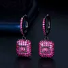 ThreeGraces Fashion Mirco Pave Pink CZ Crystal Black Gold Color Cute Geometric Huggies Orecchini a cerchio per gioielli da donna ER652