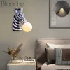 Vägglampor modern tecknad zebra led lampa vardagsrum sovrum soffa tv bakgrund personlighet kreativ dekorativ belysning