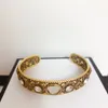 Bracciali donna Bracciale con diamanti aperti Bracciale in oro di alta qualità Forwoman che vende bracciale in ottone Fornitura di gioielli di moda8076038