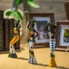 ERMAKOVA Set di 3 Figure femminili africane Ragazza Scultura Tribal Lady Figurine Donna Statua Home Office Decorazione Regalo 210727