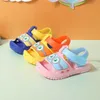 Barn sommar Sandaler Baby Cartoon Sandals Boys and Girls Hook Cool Shoes Kids Toe Wrapped Barfoot Sandals 210713