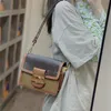 2021 Designers de luxe femmes mode portefeuille décontracté dames en cuir épaule shopping sac de messager moraillon sacs à main embrayage sacs intérieur poche zippée fourre-tout cross body