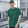 原宿ストライプTシャツの男性カジュアルTシャツ半袖夏のヒップホップTシャツストリートウェアカジュアルトップスティーブラックホワイトグリーン210722