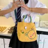 Axelväskor Bear Girl Messenger Bag Kvinnors handväska Commuter Student Canvas Side Crossbody for Women