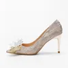 Chaussures de mariage femmes cristal bout pointu à talons hauts mariée argent robe de mariée paillettes célèbres centaines