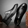 Zapatos causales para hombres Casual Man Fashion Sapato Masculino Leather 2020 Zapatos Hombre Flat Men's informal