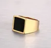 Anillo dominante de ágata negra con incrustaciones Retro para hombre, exquisito anillo rectangular de acero y titanio dorado, joyería con gema