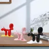 Pee Dog Sculptuur Ballon Kunst Standbeeld Mini Collectible Figuur Woondecoratie Hars Beeldje Bureau Accessoires Kamer Decor H1102186k