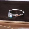 高級レディース結婚指輪ファッション宝石婚約女性ジュエリーシミュレートされたパーティーギフトのためのダイヤモンドリング