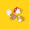 Coloroful 버섯 핀 브로치 동물 에나멜 브로치 옷깃 핀 배지 패션 보석 어린이 윌과 모래
