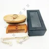 MOQ 100 Set LOGO personalizzato OEM Kit per la cura della barba in legno per capelli con scatola per borsa per uomo Set di spazzole per baffi e pettine a doppia faccia