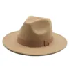 Fedora hoeden dames mannen lintband riem brede rand klassiek beige witte vilt hoed Britse elegante fascinator mannen zon dames hoeden5326428