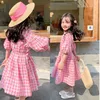 2-7year bebek kız elbise pembe renk ekose yaz moda plaj hediye tatlı Kore tarzı çocuk giysileri 210715