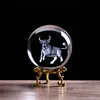 Dekorativa Objekt Figuriner Animal Zodiac Cow Crystal Ball Laddning Stock Market Bull Feng Shui Glass Marmor Sphere Globe Hem Art Decor