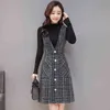 Women Autumn Winter Vest Dress V-Neck Strap Dress Vintage Sleeveless Pocket Plaid Dress Female Slim Woolen Dresses Vestidos R541 G1214