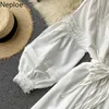 Neploe Weißes Kleid Temperament Stehkragen Schlanke Spitze Kurze Vestidos Vintage Laternenhülse Lose Robe Schwere Plissee Kleider 4G907 210422