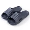 Sommar tofflor Slides skor D34 Män Kvinnor Sandal Plattform Sneaker Mens Kvinnor Röd Svart Vit Gul Slide Sandaler Trainer Utomhus Inomhus Slipper 36-45