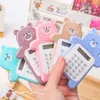 Cartoon Cute Bear Calculators Fashion Mini Przenośny mały kalkulator dla uczniów szkoły podstawowej 5 kolorów