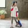 キッズトラックスーツコットン秋の衣装2ピース服セットスウェットシャツ+ホワイト/グレーレギンスガールブティックベビー服210622