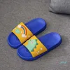 Vrouwen mannen indoor schoenen mode man lederen slippers dames kinderen slipper zwart blauw geel anti slip zomer cartoon kinderen flip flops voor