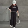 衣類は女の子のための服をセットします夏のカジュアルレターTシャツハイウエストワイドレッグパンツ2PCS 2021キッズトラックスーツブラックティーン6228143