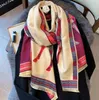 Bufanda de invierno para mujer, bufanda de Cachemira, nueva moda, Foulard cálido para mujer, bufandas de caballo, chales suaves y gruesos a juego de colores