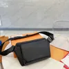 MESSENGER Slingbag Mens Chest Bag Black Grained Leather Designers Orange Hardware Versatility Sporty-chic M57081 Luxurys Cross Body Bag Designer