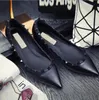 Ladies Dress Shoes Stud Sandals Studs Flats Flats Sexy Designer pontudos nus Fashion Wedding Studs Plus Size 34-43