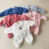 Pyjama d'hiver en flanelle pour enfants, ensemble deux pièces, pull pour bébés garçons et filles, plus peluche, vêtements de maison, nouvelle mode 2021