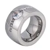 Anillo de diamante de acero de titanio para hombre de negocios con temperamento de oro de 18 quilates chapado en lujo ligero a la modal6v9