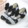 Kinder Mädchen Prinzessin Schuhe Casual Turnschuhe Kinder Hohe Ferse Leder Schuhe Frühling Herbst Mode Glitter Regenbogen Bowtie Einzelnen Schuh