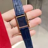 Kvinnor tittar p￥ kvarts tittar p￥ 22 mm vattent￤ta modem￤ssiga armbandsur multicolor armbandsur Montre de luxekl296w