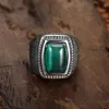 Vintage Mönster Emerald Ring Steel Mäns Enkla Smycken Bröllop Smycken Tillbehör CX220311