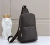 Bolso bandolera de cuero de moda de alta calidad para hombre, bolsos cruzados para el pecho de diseñadores clásicos, paquetes de viaje deportivos para exteriores Wal217H