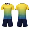 2021 Mannen Kinderen Jeugd Soccer Jerseys Ademend Sets Glad White Football Zweet Absorberend en kinderen is Train Suita