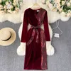 Herfst en Winter Vintage Dames Sequin Jurk Zwart Dames Temperament V-hals Retro Violet Fluwelen Party Femme Robe 210514