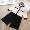 Höst Baby Girl's Vintage Temperament Stickad Round Neck Suit Coat + Wide Ben Pants Princess Two-Piece Set Kids 211224