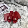 Kvinnor Sandaler Summer Flat Peeptoe Slippers Designer Luxury Slides Opentoe Sandaler Bow Tie Jelly Shoes Outdoor Beach Slipper Non2796857