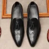 2022 Scarpe Brogue Mens Mocassino Nappa Vera Pelle Nero Marrone Slip On Scarpe Eleganti Da Uomo Scarpe Da Cerimonia Nuziale Punta A Punta