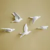 Oiseaux blancs Dcor mur dans les autocollants muraux 3D oiseaux décoration jardin salon chambre d'enfant décoration figurine nordique miniatures 210929