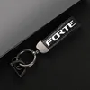 Keychains Высококачественный кожаный автомобиль Ключевая 360 градусов Вращающиеся подковы Ключ для Kia Forte GT 2021 20211 Аксессуары