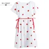 Japonesa Mori Menina verão mulheres vestido branco o pescoço bordado morango bandage doce cute kawaii algodão coreano es 210520