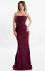 2022 Vestido de dama de honra de renda Vermelho um vestidos de linha Strapless Wedding Guest Doméstica de Honra Vestido Promovers